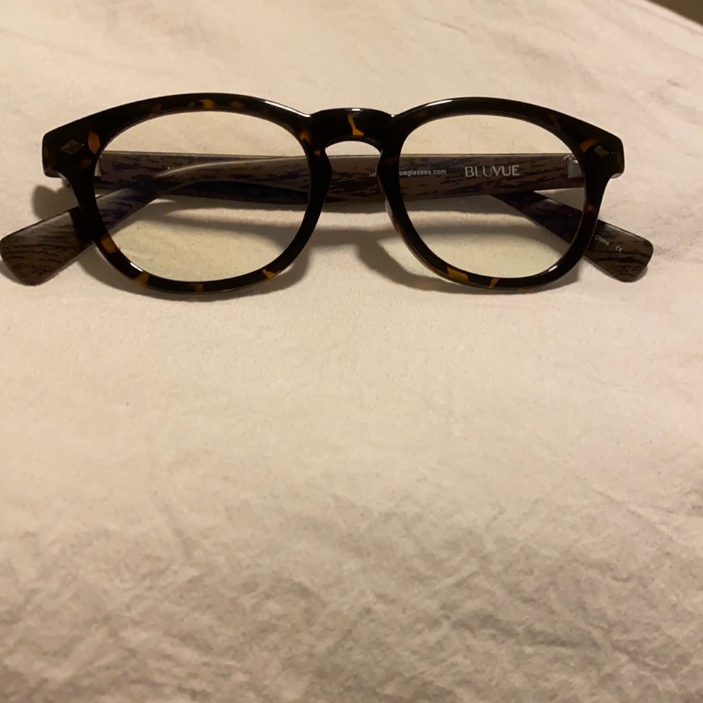 BlueVue blue light glasses